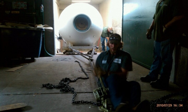 <p>Rigging in Gamma Knife at Memorial Hermann Hospital in Medical Center.</p>